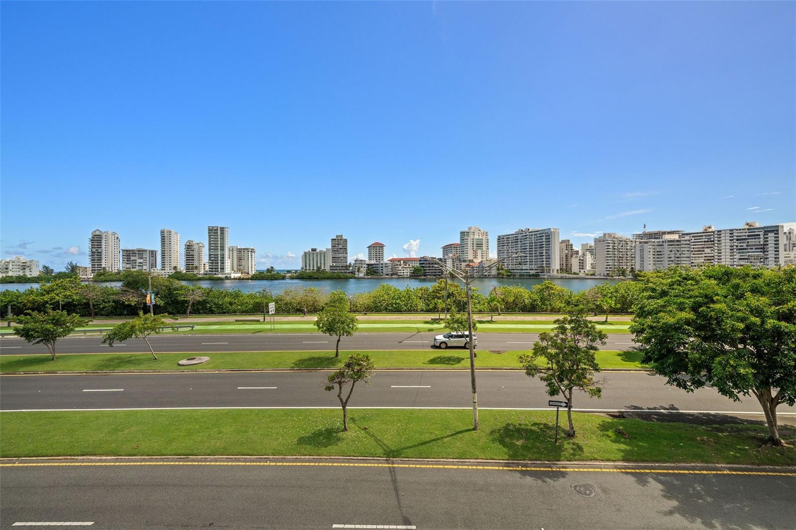 LAGUNA 3 - Residential