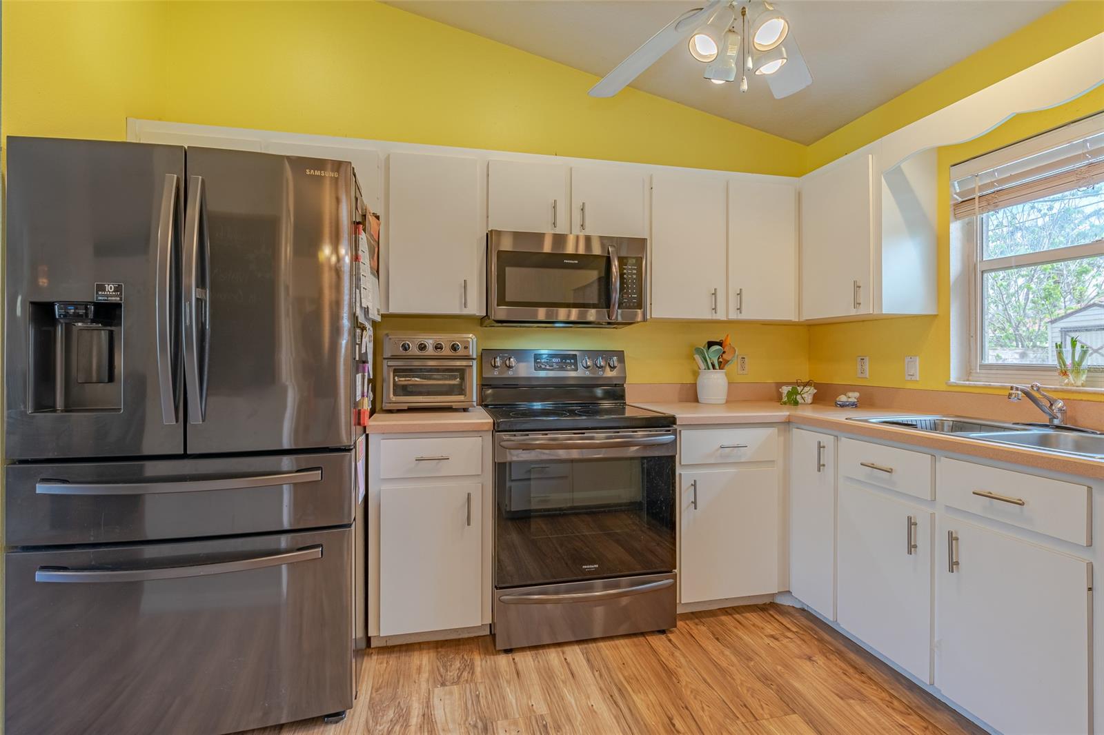 Florida Shores 01 - Residential