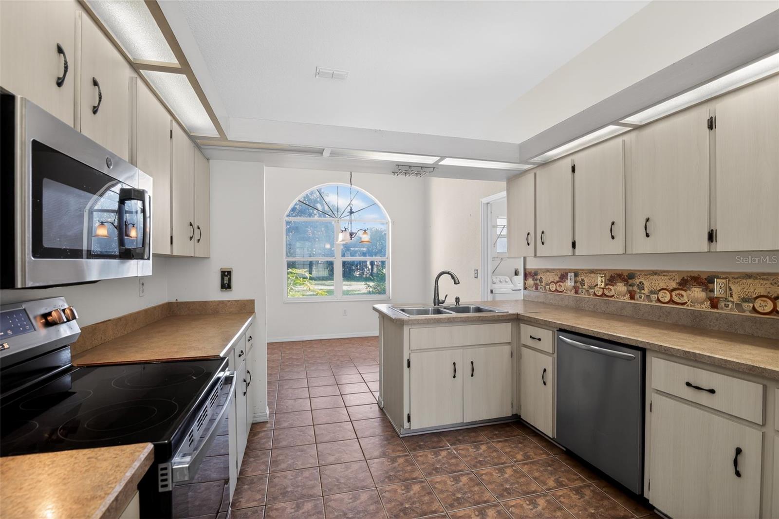 OAK RUN TIMBERGATE - Residential