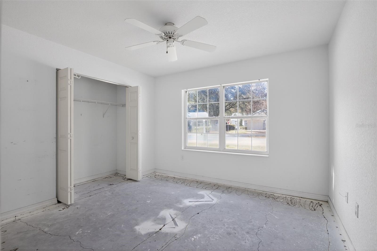 OAK RUN TIMBERGATE - Residential