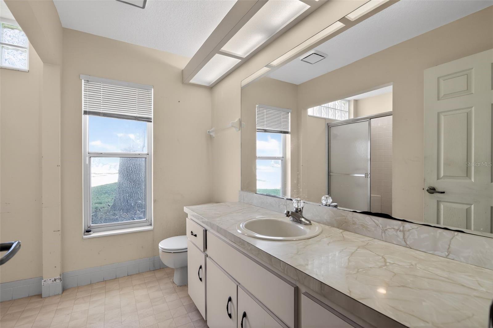 OAK RUN TIMBERGATE - Residential