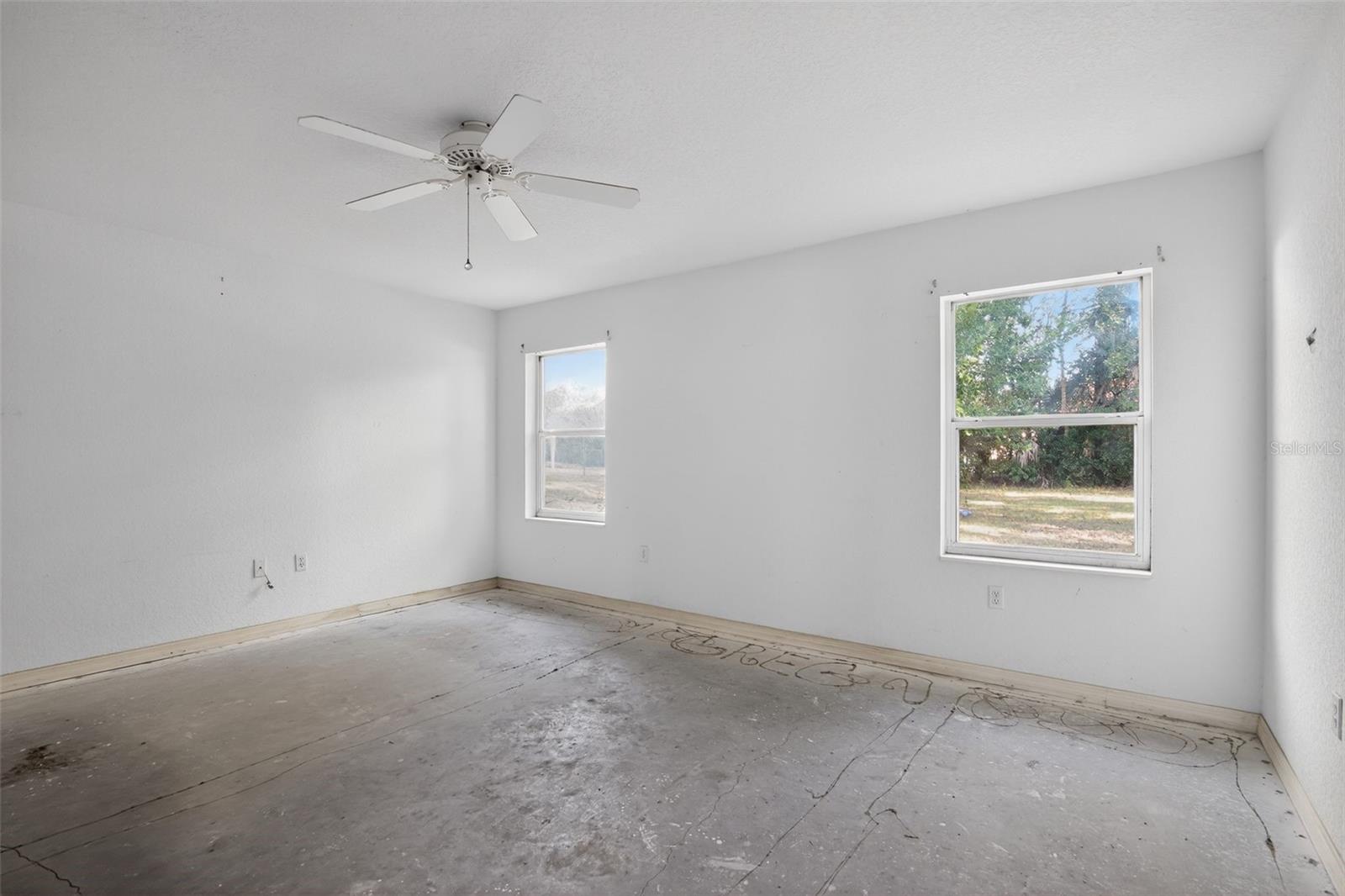 OAK RUN TIMBERGATE - Residential