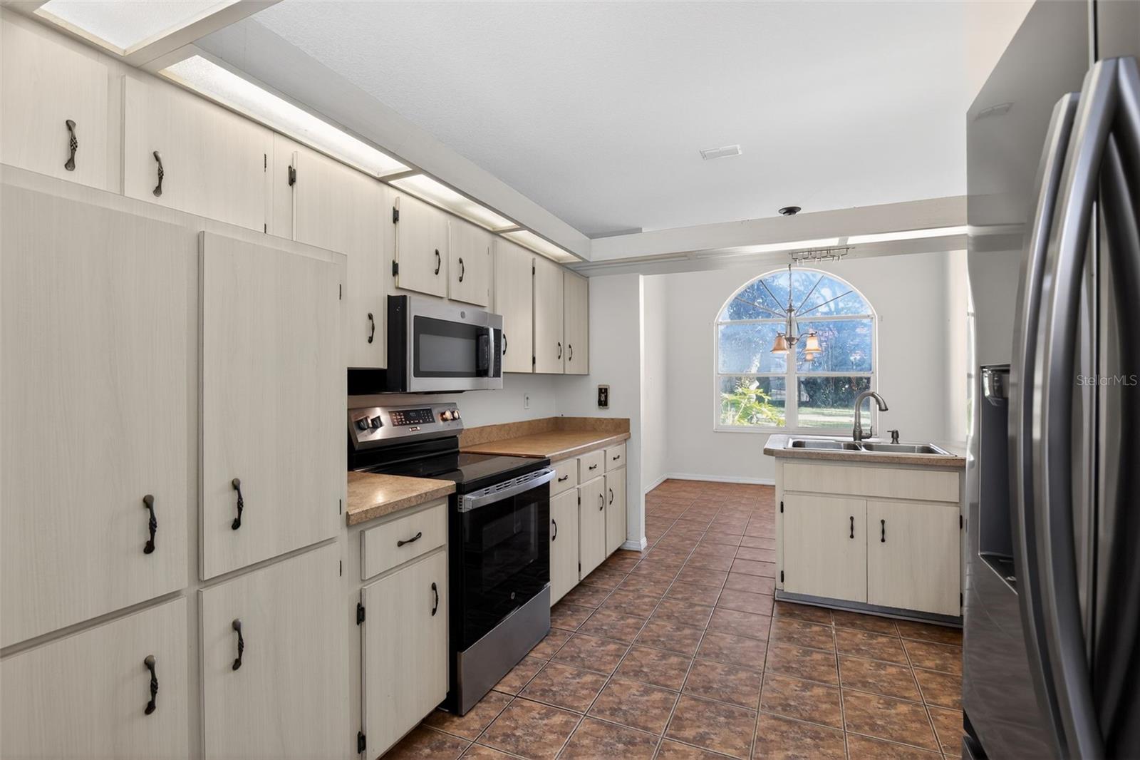 OAK RUN TIMBERGATE - Residential