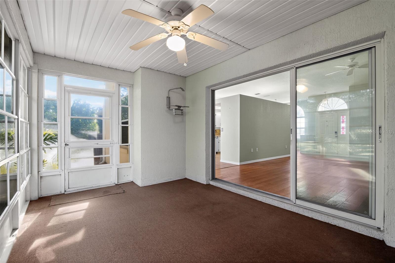 OAK RUN TIMBERGATE - Residential