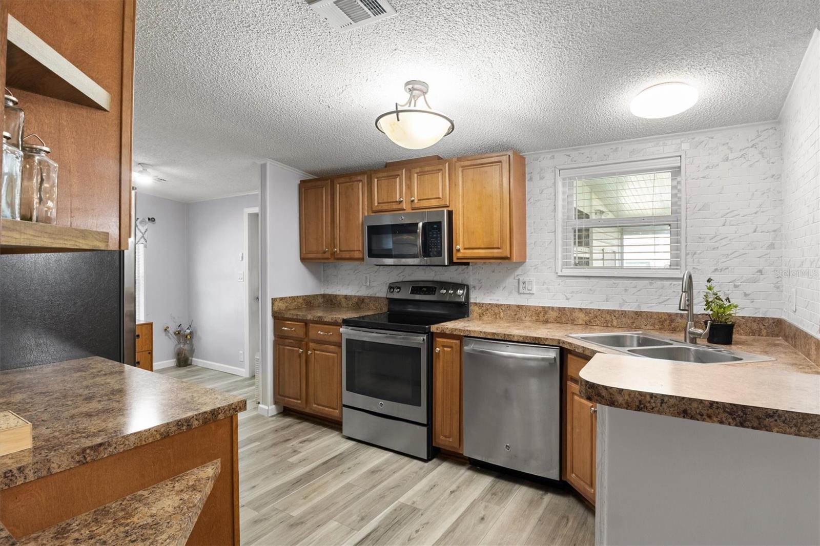 TWIN FOUNTAINS INC A CONDO MHP - Residential