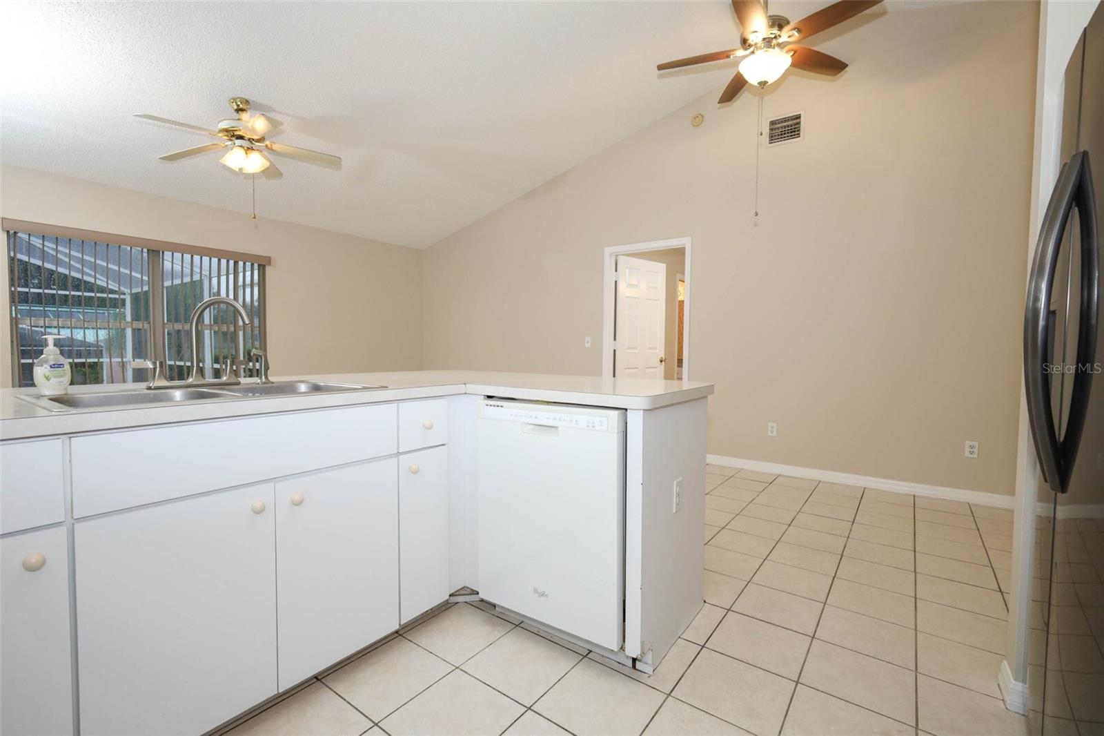 DELTONA LAKES UNIT 07 - Residential