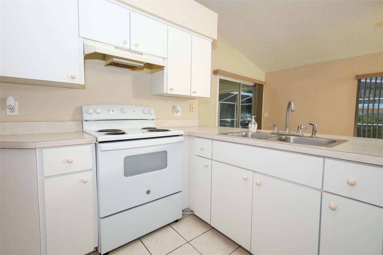 DELTONA LAKES UNIT 07 - Residential