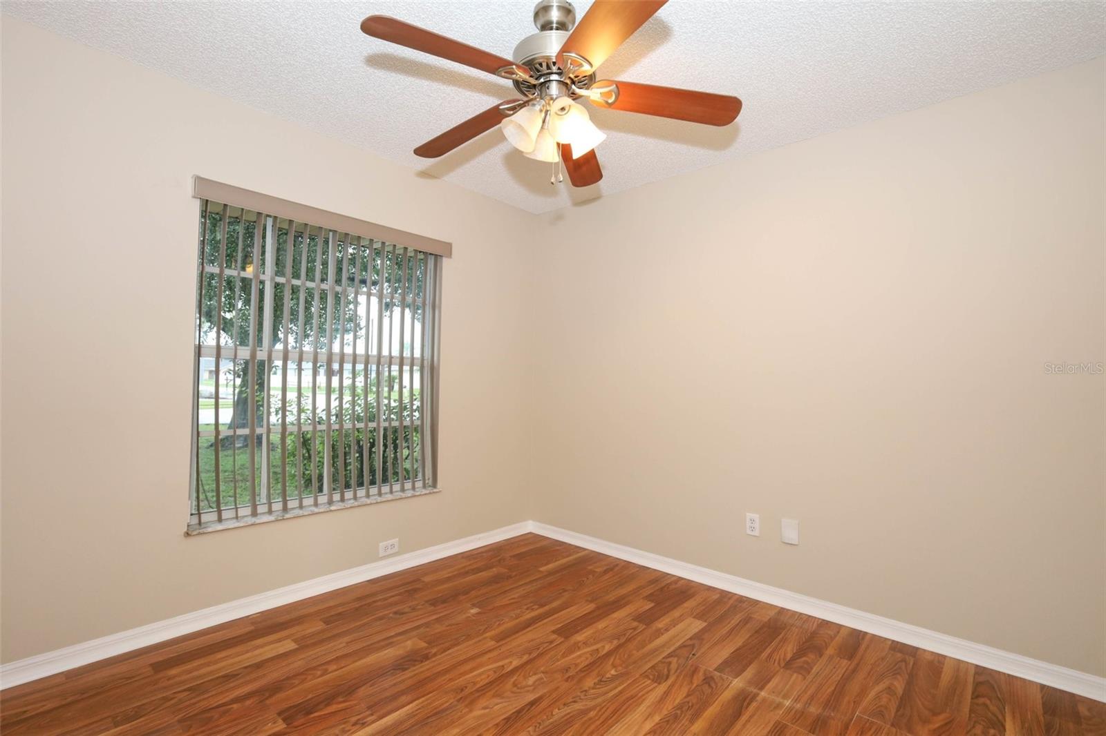 DELTONA LAKES UNIT 07 - Residential