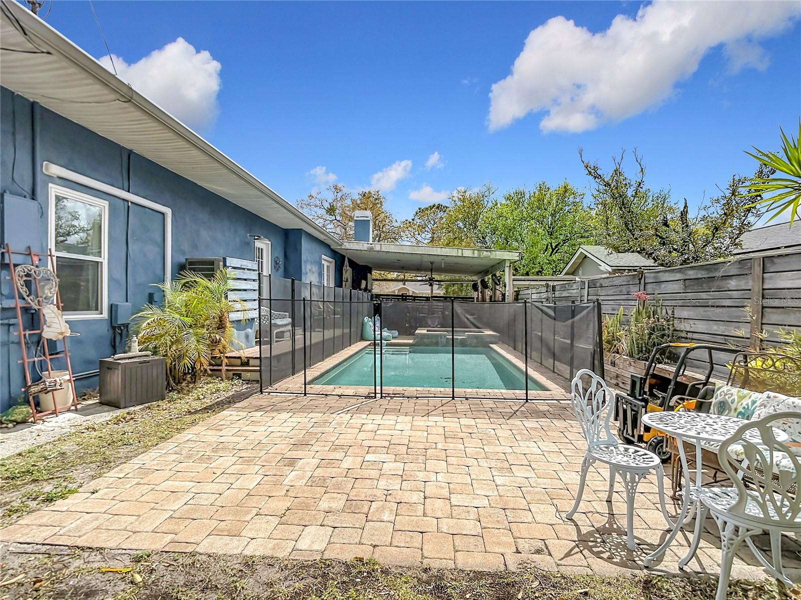 WEST SUWANEE HEIGHTS - Residential