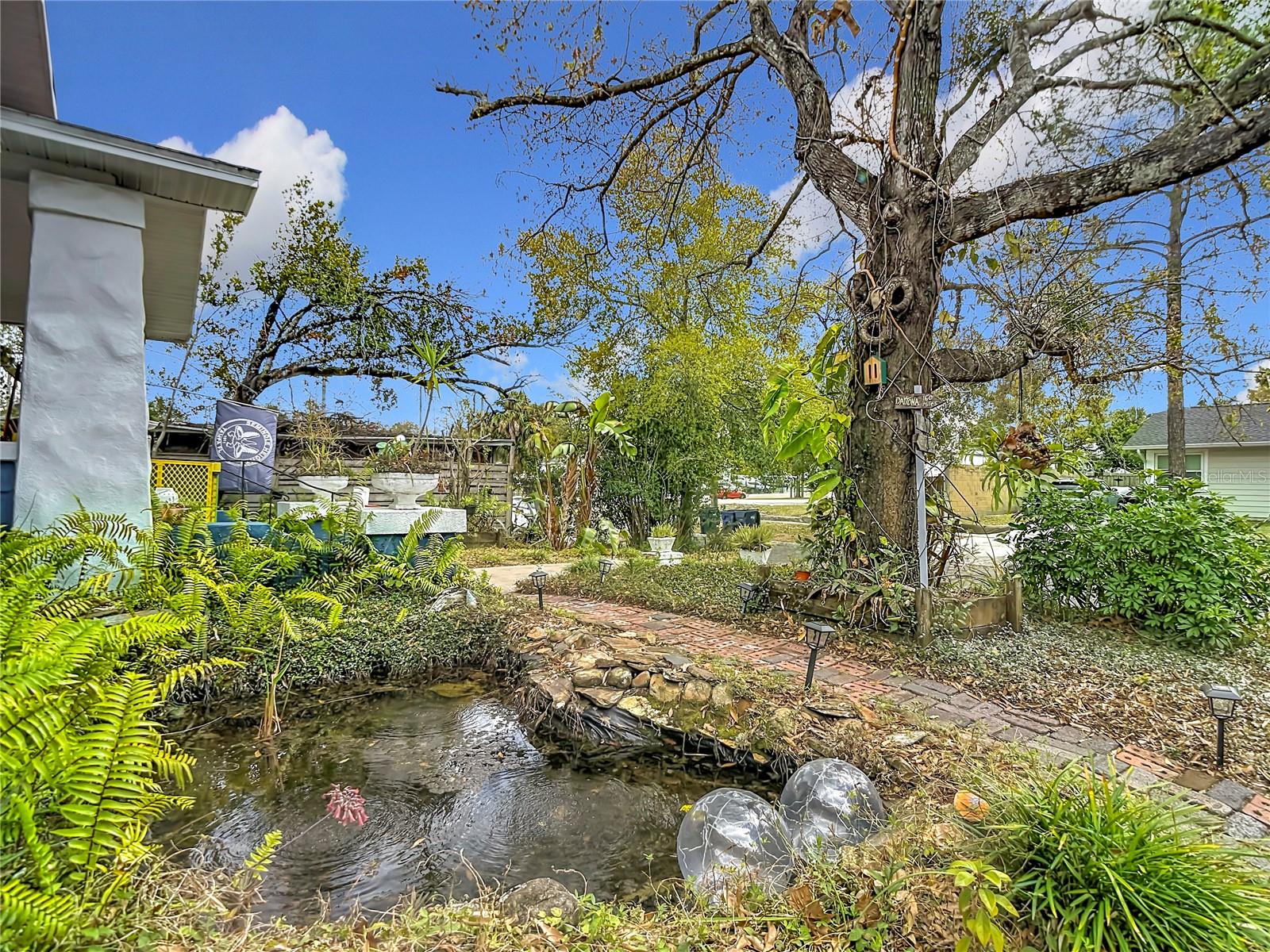 WEST SUWANEE HEIGHTS - Residential