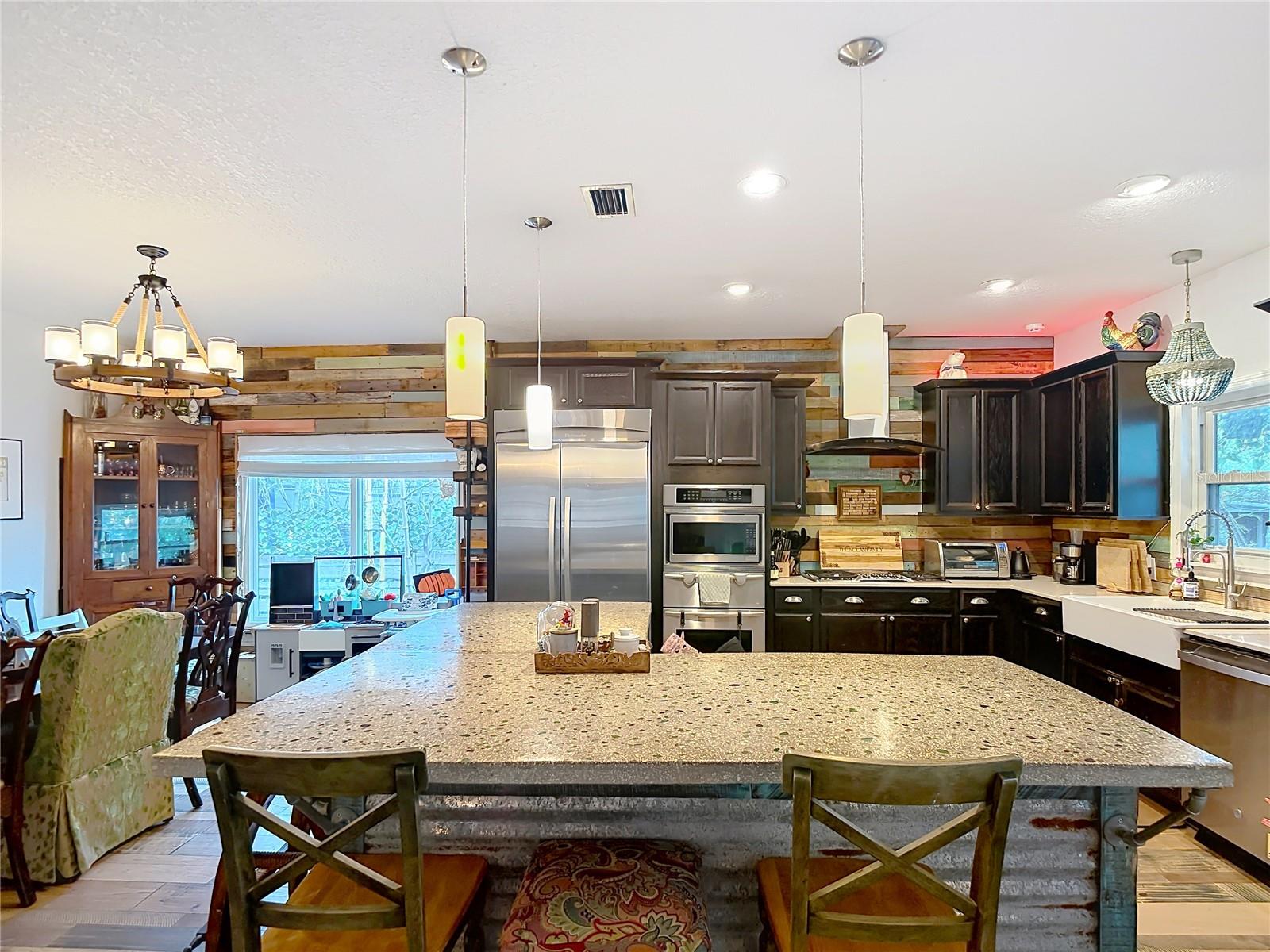 WEST SUWANEE HEIGHTS - Residential