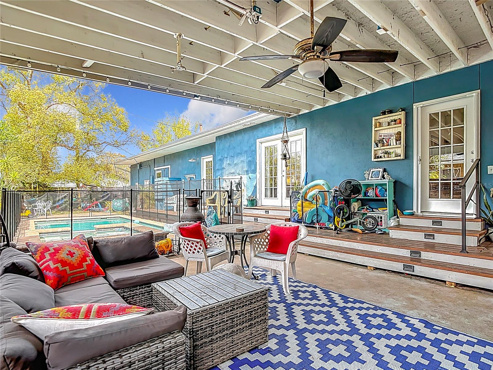 WEST SUWANEE HEIGHTS - Residential