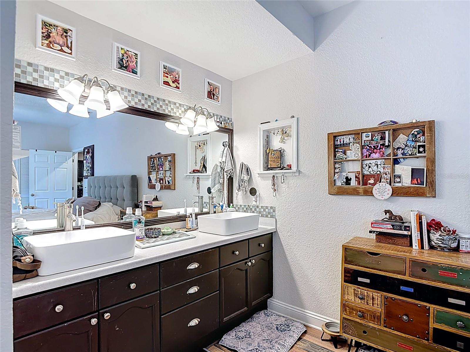 WEST SUWANEE HEIGHTS - Residential