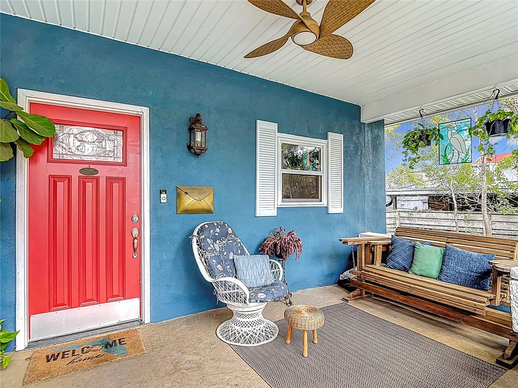 Photo of 105 W Comanche Avenue, Tampa, FL 33604 (MLS # L4960077)