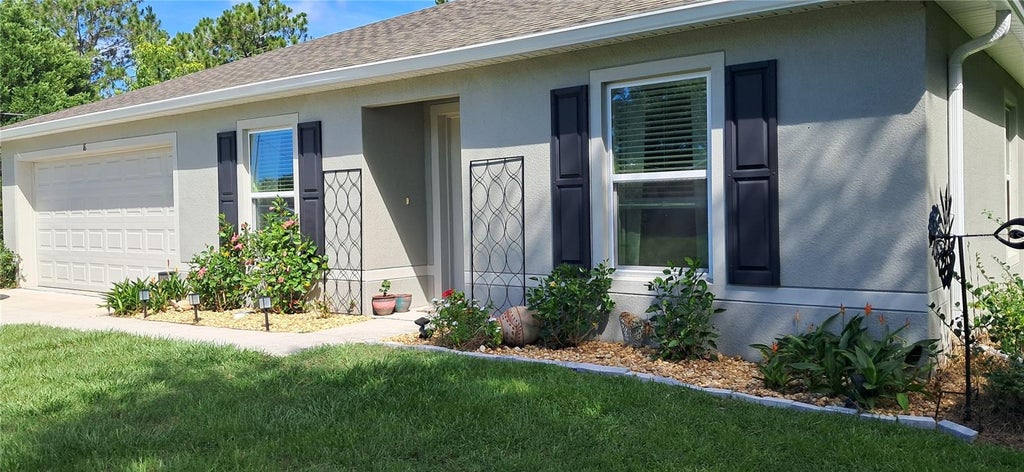 Photo of 16 Princeton Lane, Palm Coast, FL 32164 (MLS # A4701021)