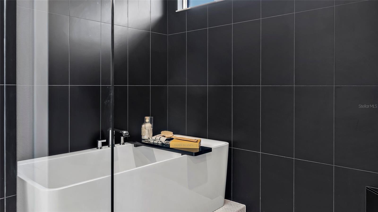 KH CW HAMMOCK OAKS LLC - Residential