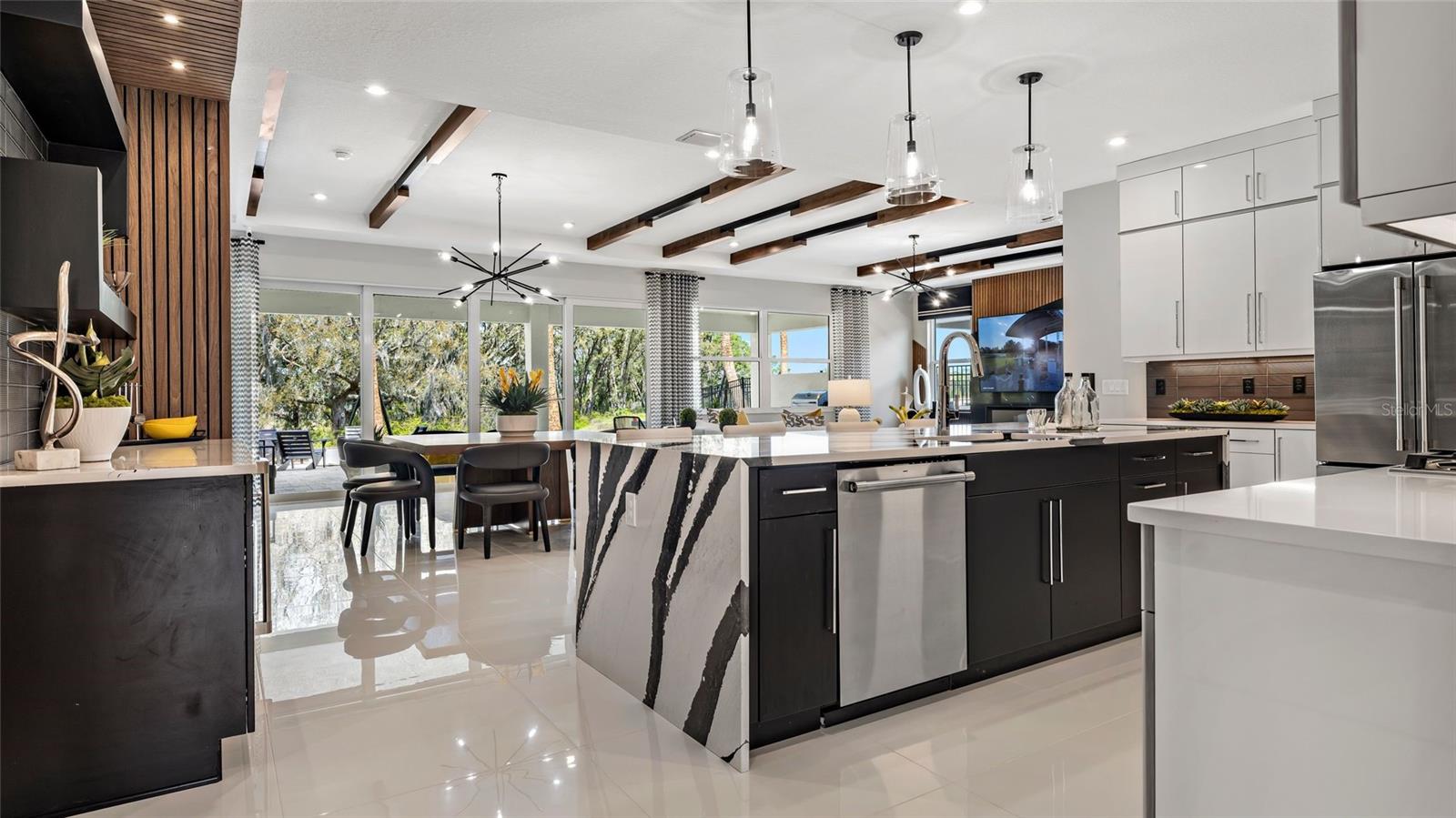 KH CW HAMMOCK OAKS LLC - Residential