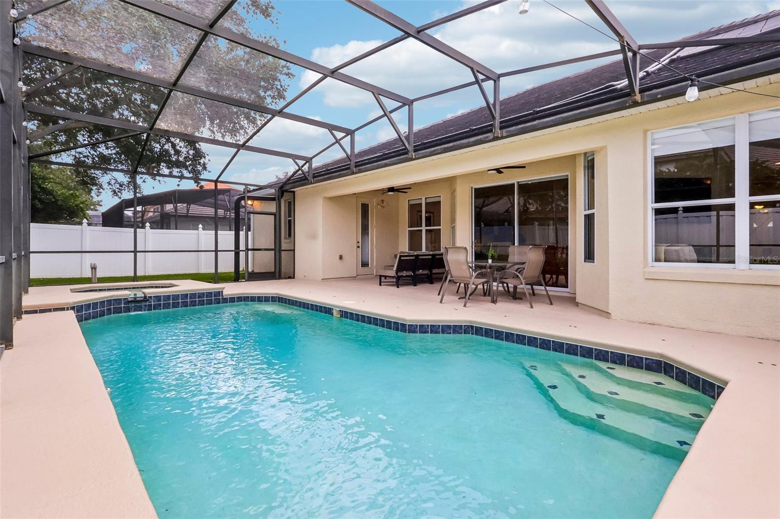 WINDSOR LANDING - Residential