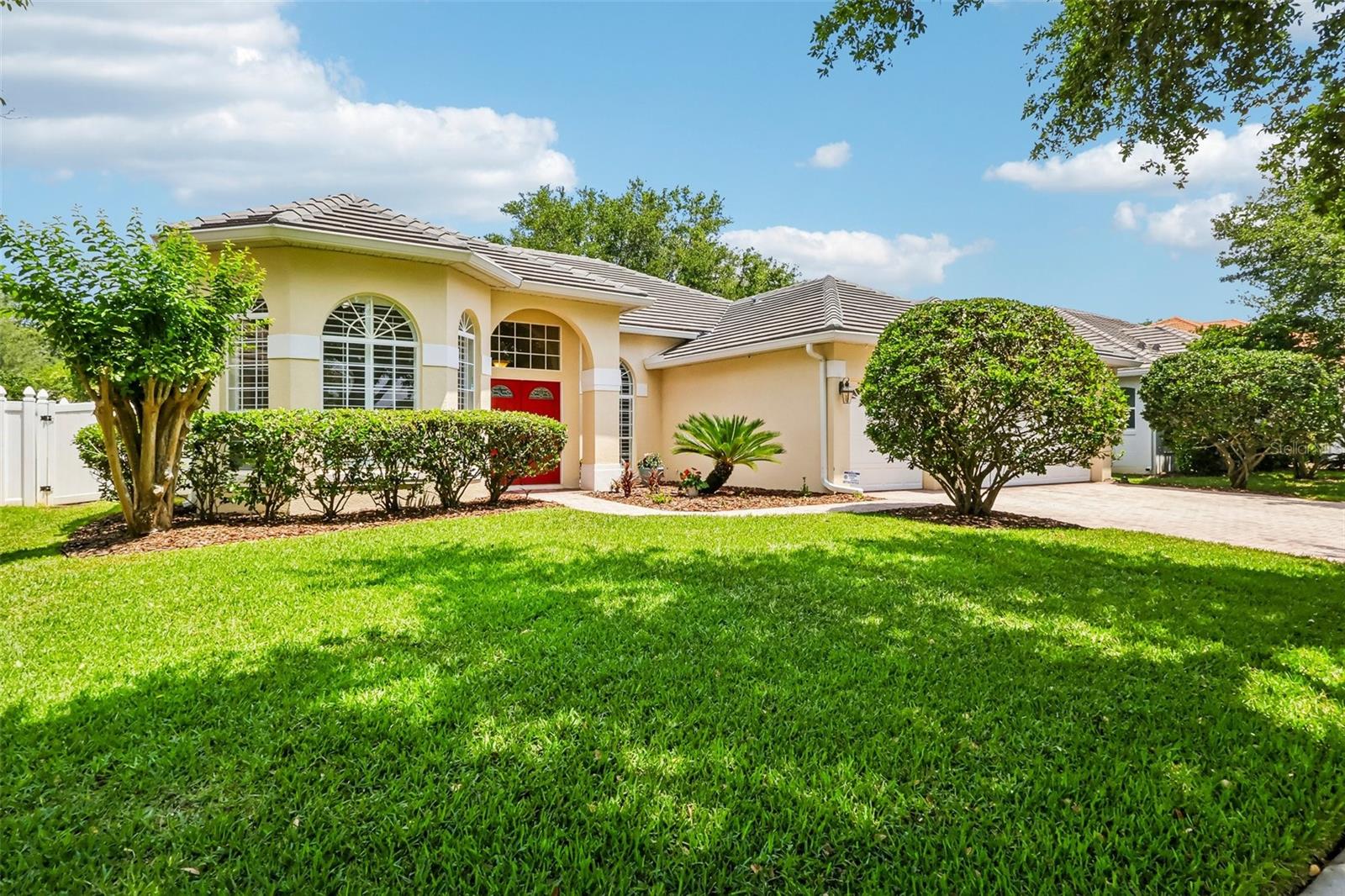 WINDSOR LANDING - Residential