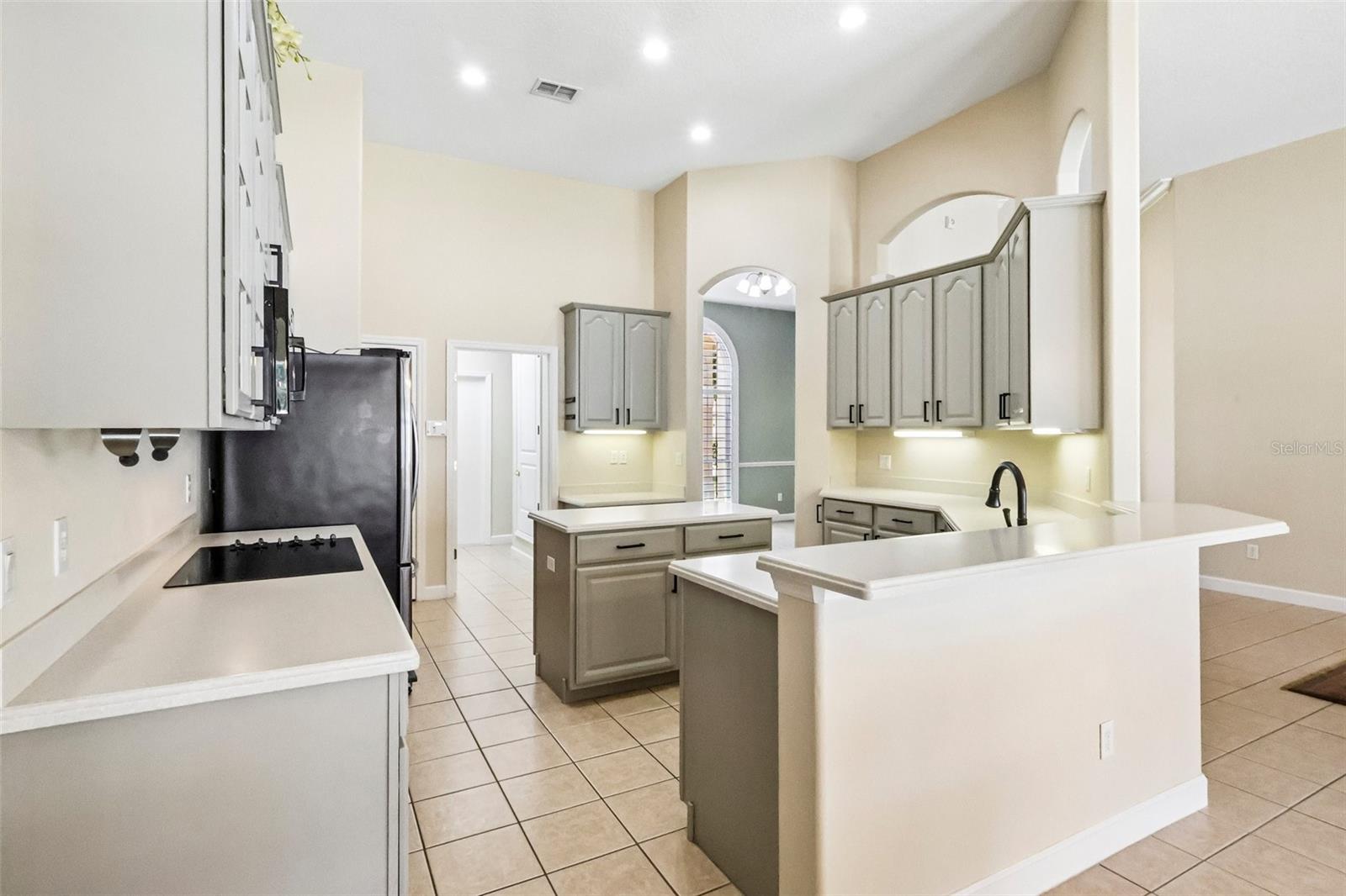 WINDSOR LANDING - Residential