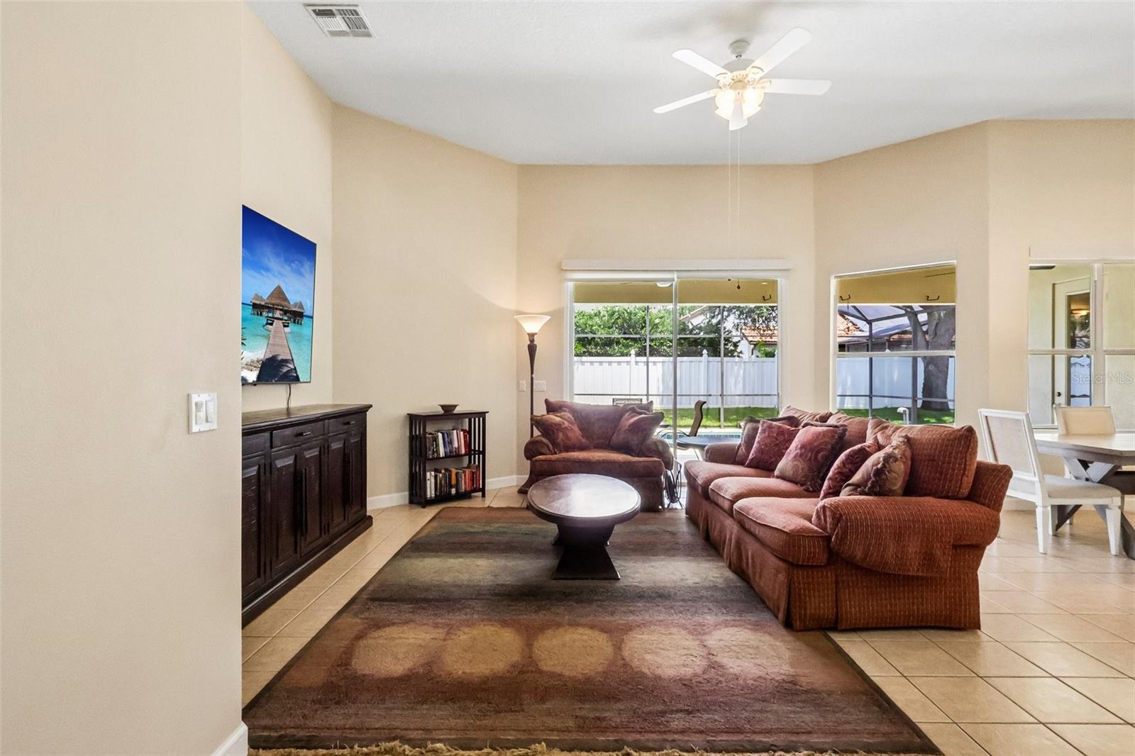 WINDSOR LANDING - Residential