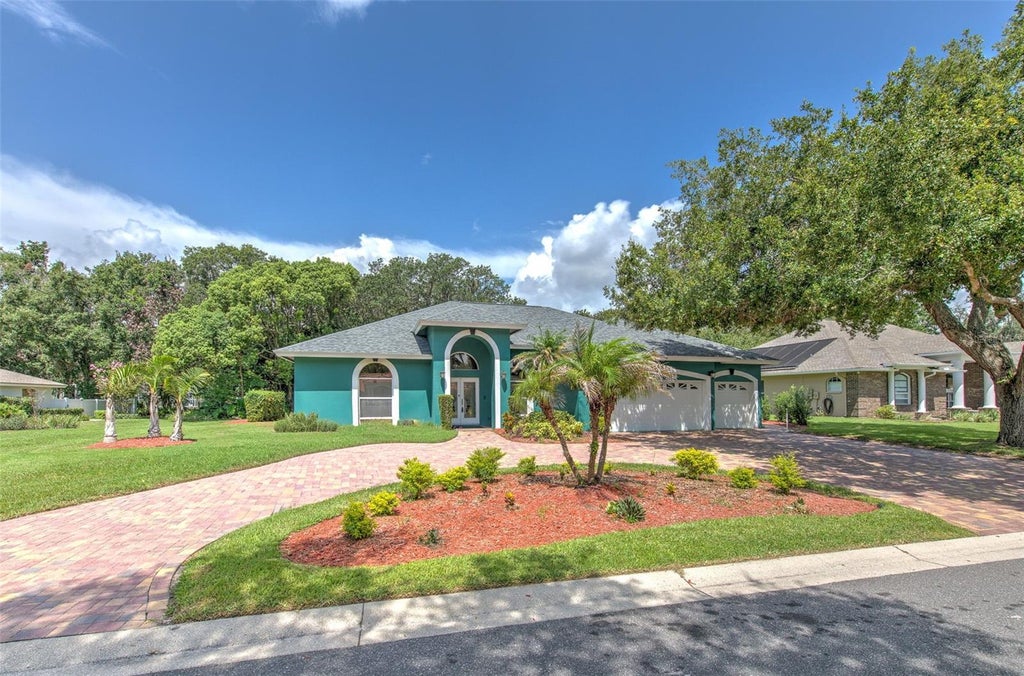 Photo of 2809 Barret Avenue, Plant City, FL 33566 (MLS # TB8529845)