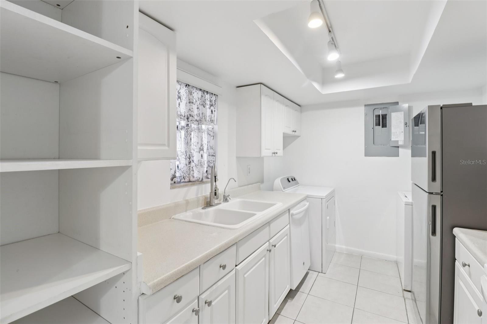 LEMON TREE SEC 1 - Residential