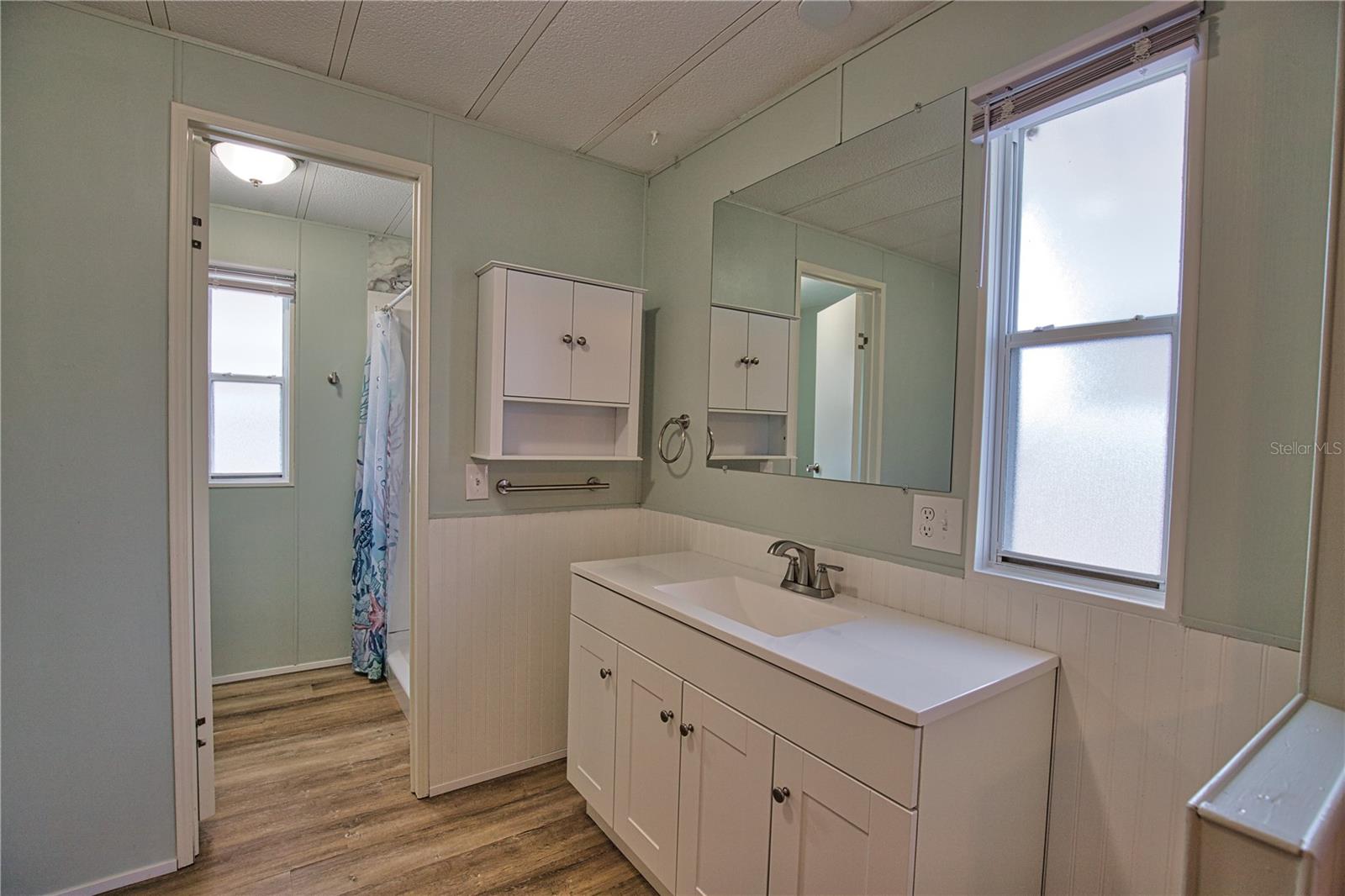 TRAILER ACRES, HARBOR COVE - Residential