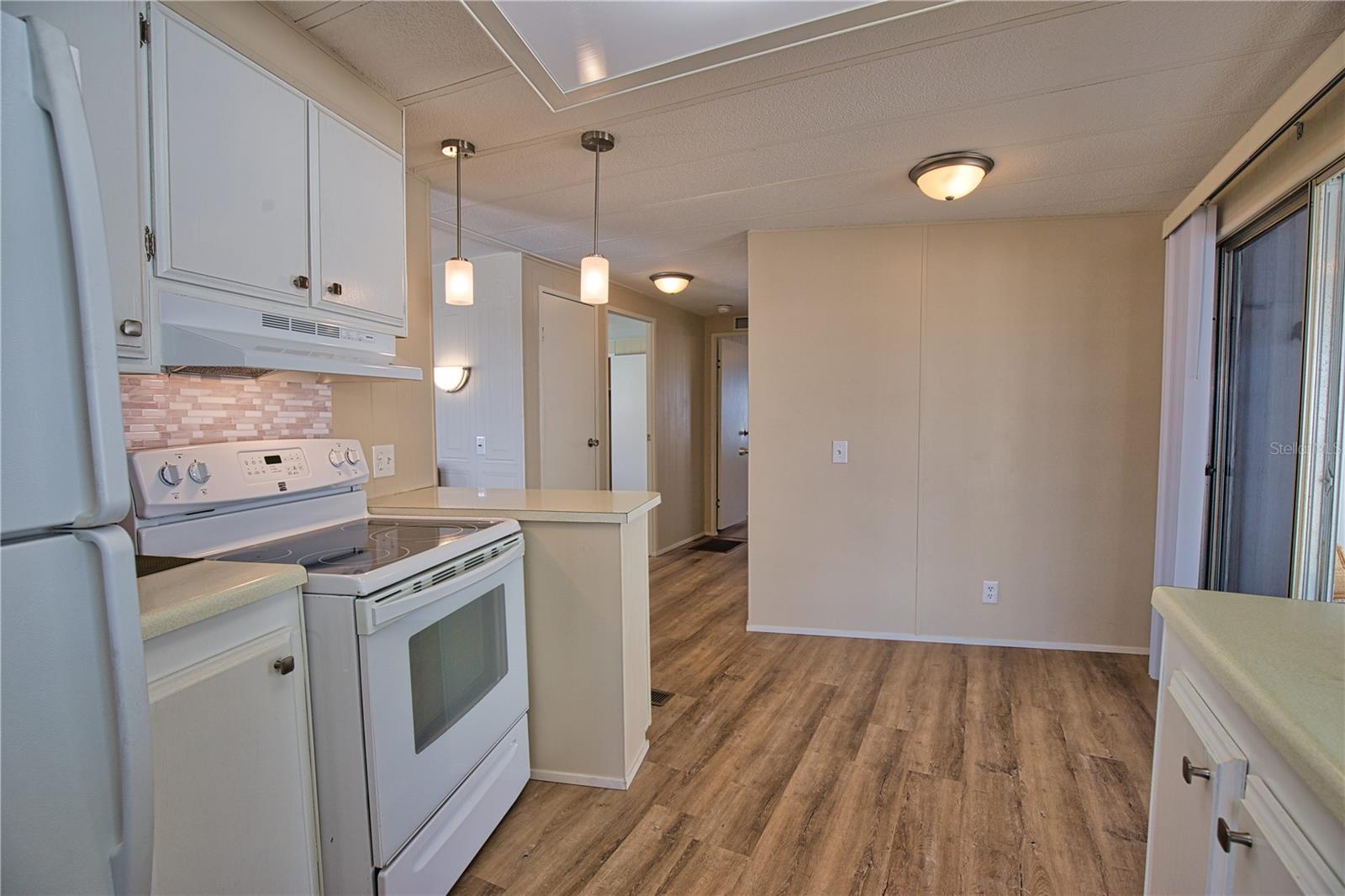 TRAILER ACRES, HARBOR COVE - Residential