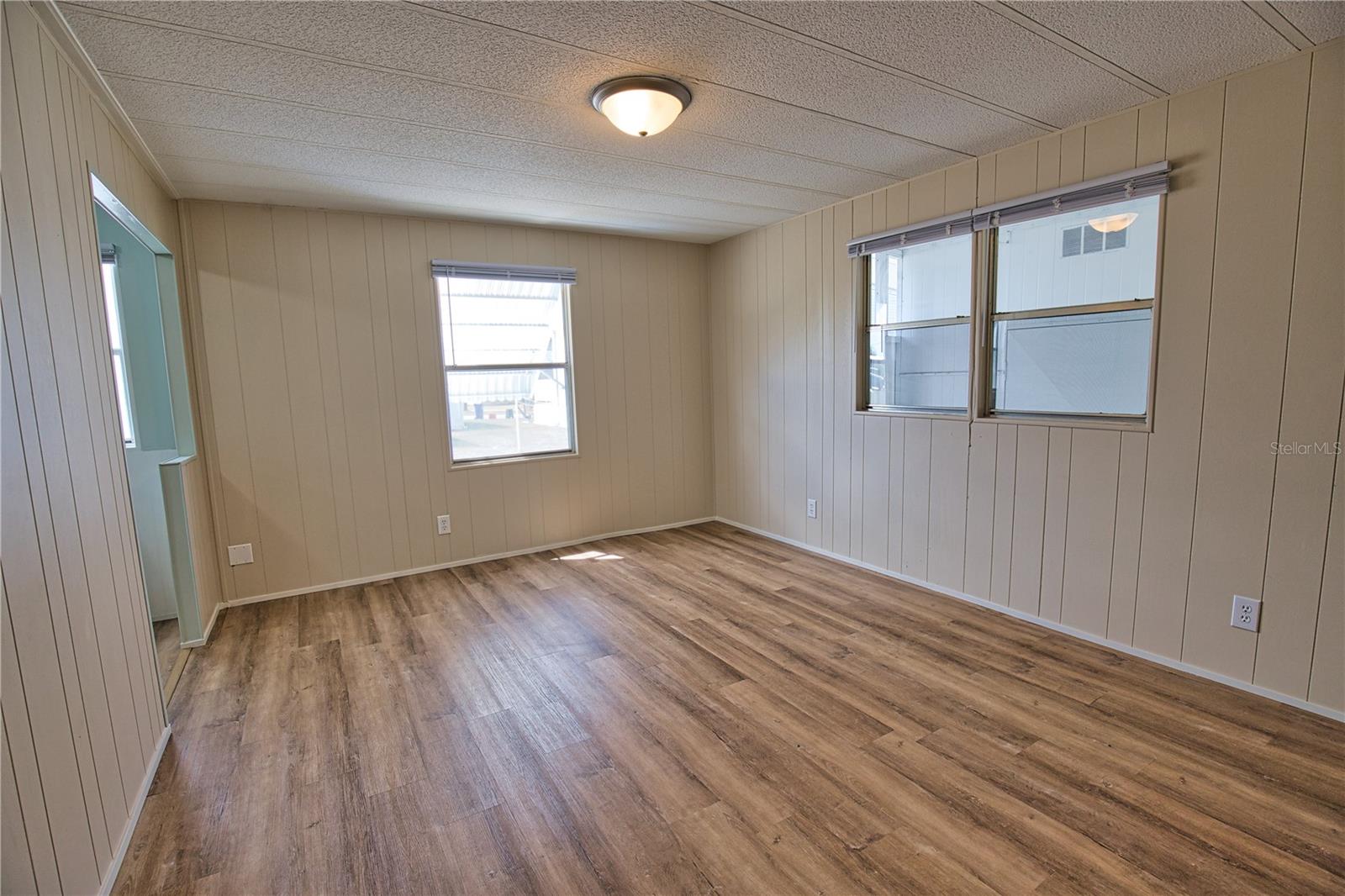 TRAILER ACRES, HARBOR COVE - Residential