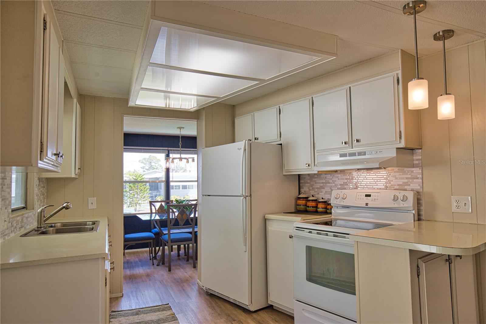 TRAILER ACRES, HARBOR COVE - Residential