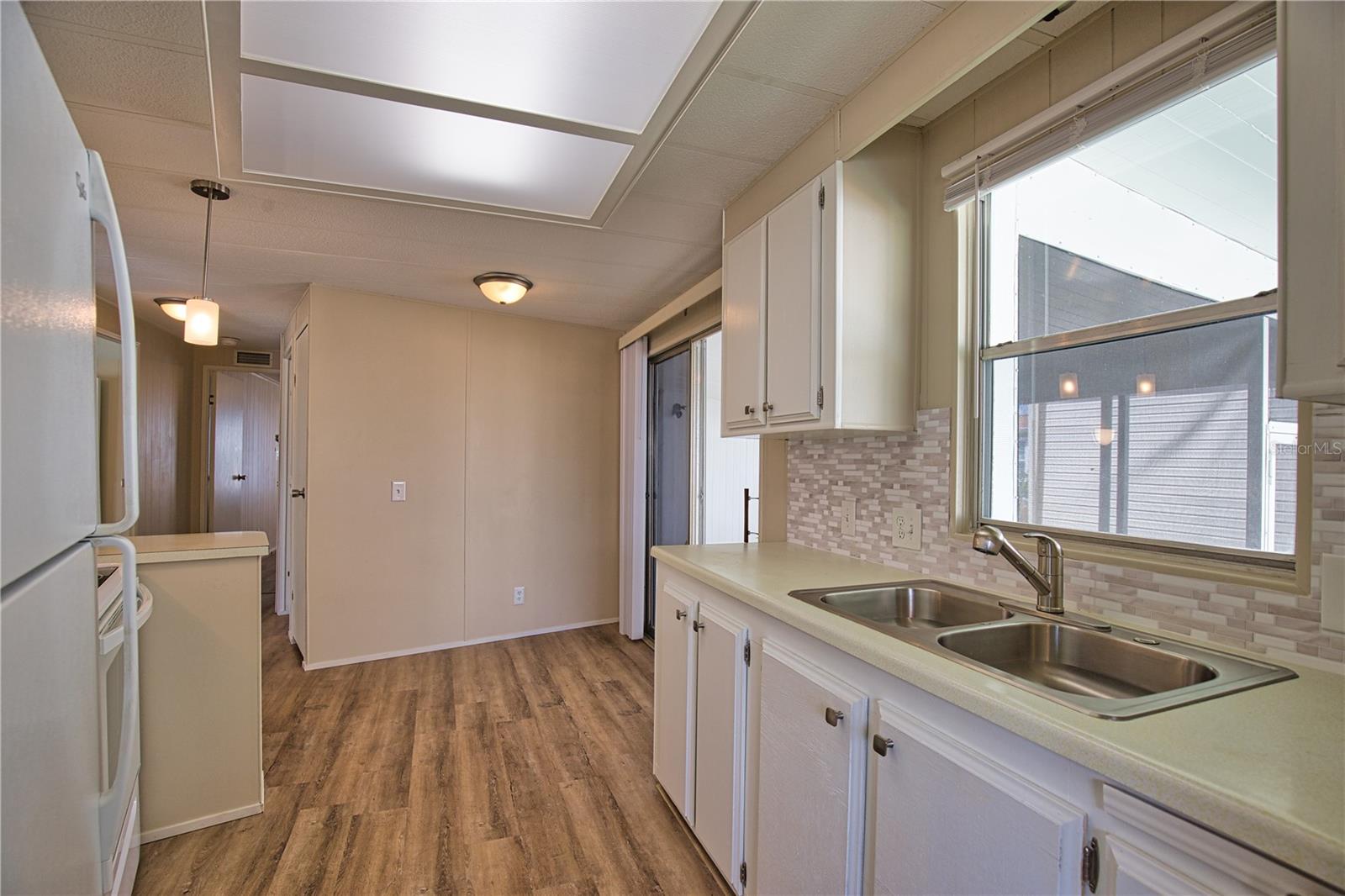 TRAILER ACRES, HARBOR COVE - Residential