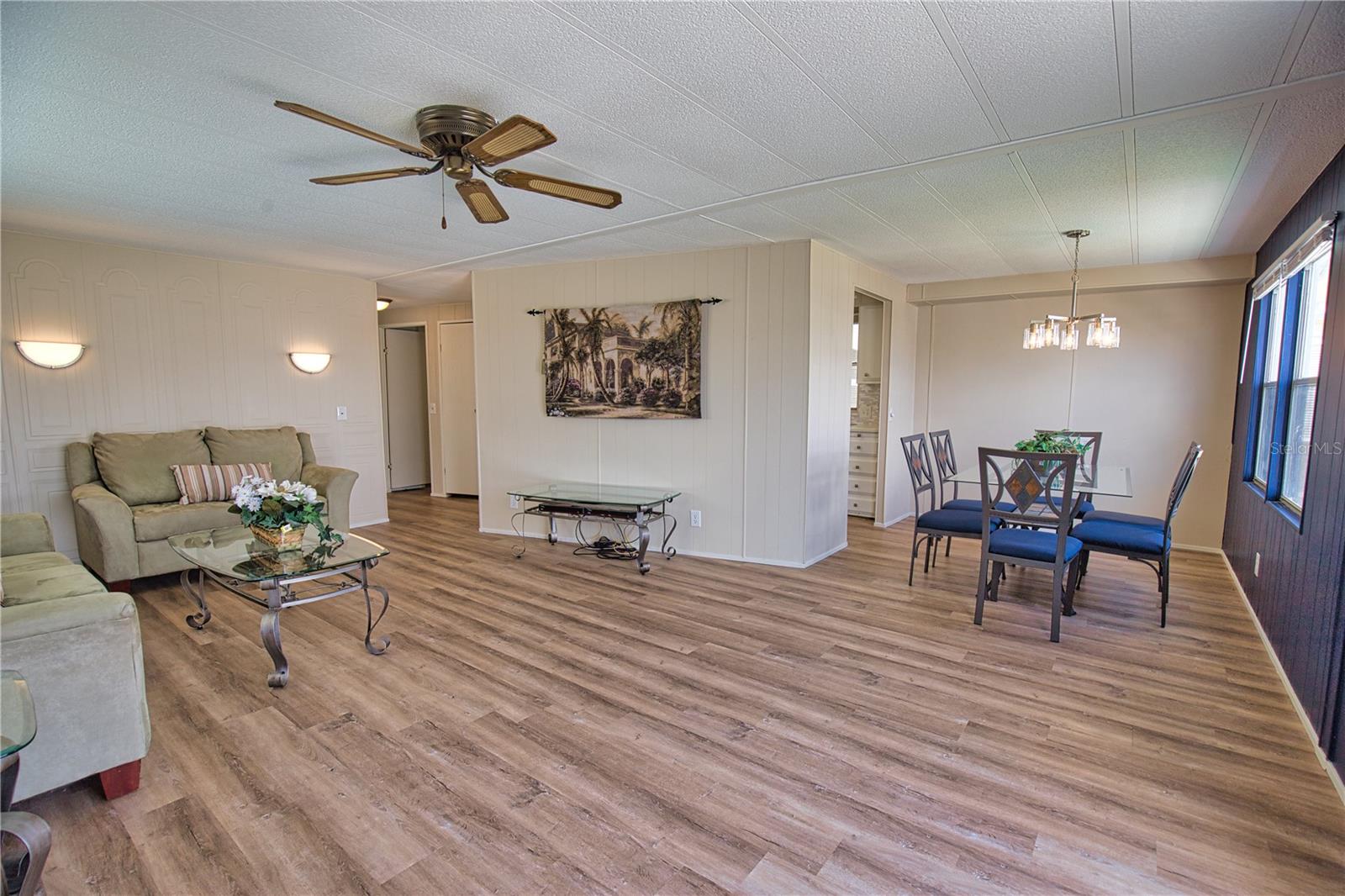 TRAILER ACRES, HARBOR COVE - Residential