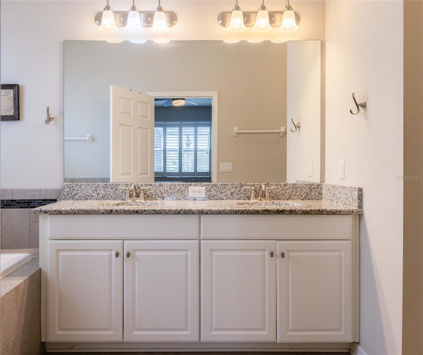 CARLTON LAKES PH 1A 1B-1 AN - Residential
