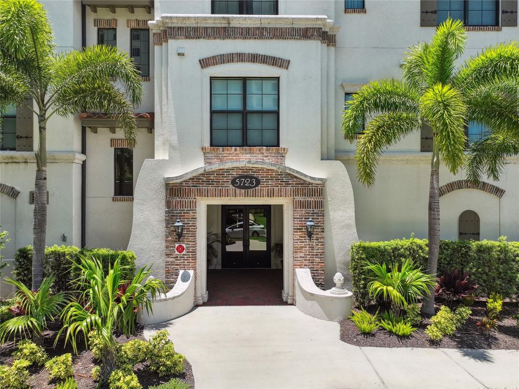 Photo of 5723 Yeats Manor Drive #2-201, Tampa, FL 33616 (MLS # T3458289)