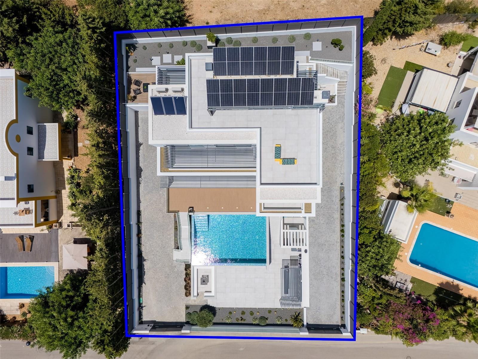 22 URBANIZACAO QUINTA DO PEROGIL 22