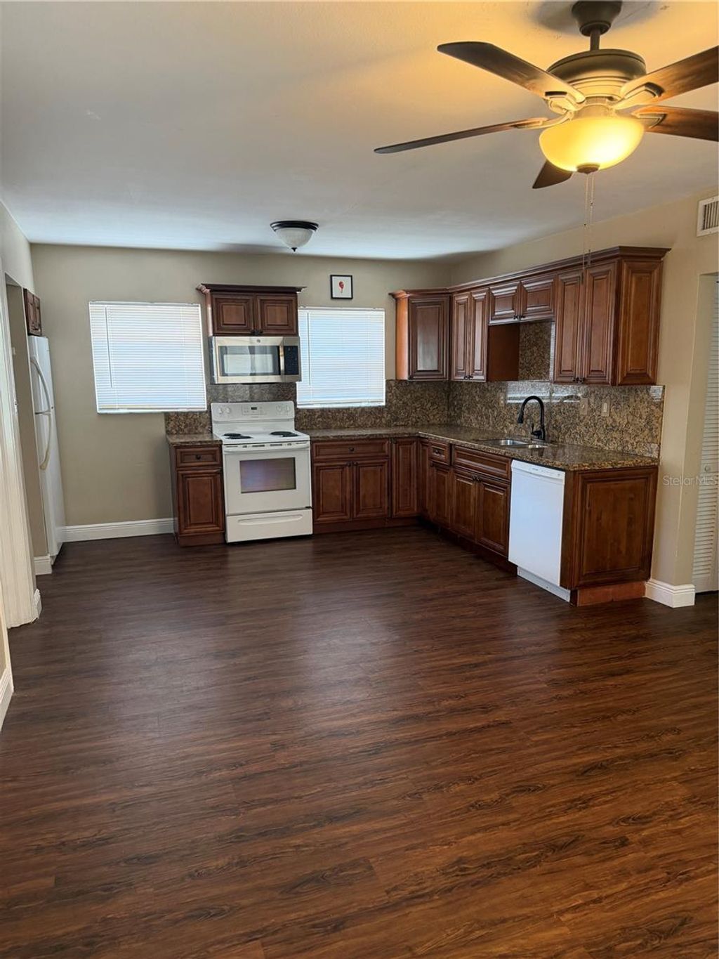 Photo of 3522 W Paul Avenue, Tampa, FL 33611 (MLS # TB8500707)