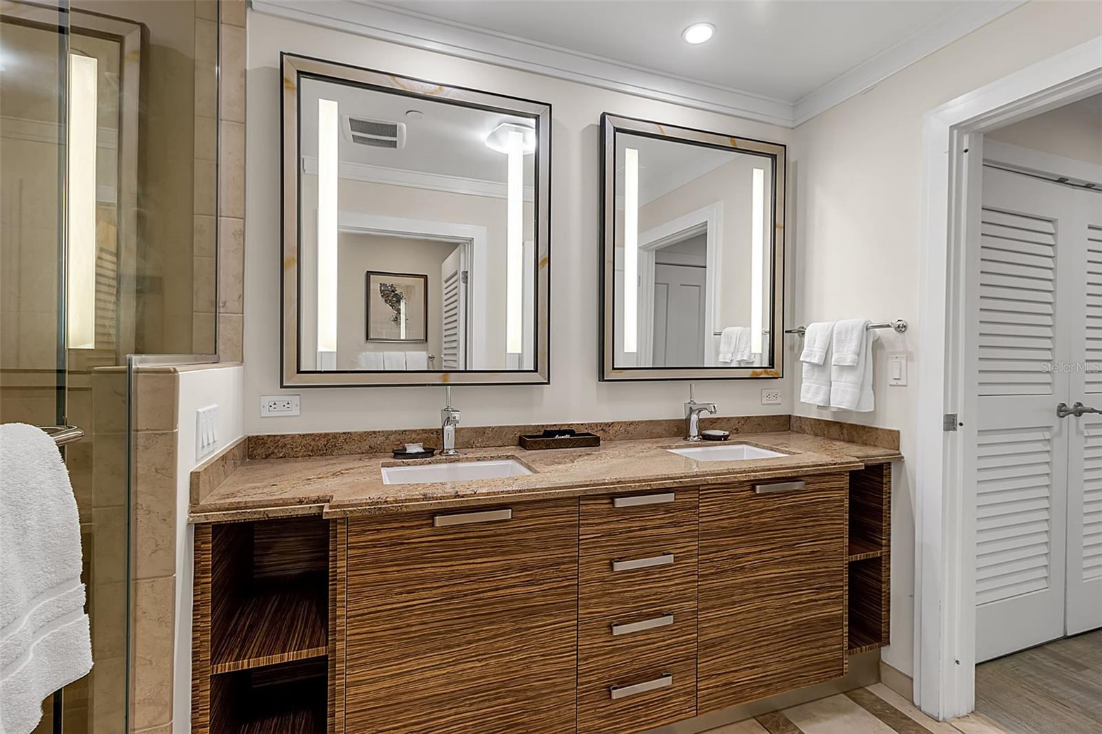 SIESTA KEY BEACH RESIDENCES II - Residential