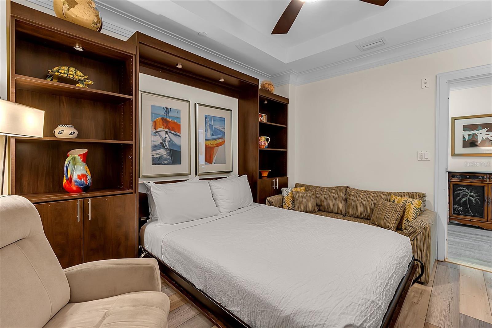 SIESTA KEY BEACH RESIDENCES II - Residential