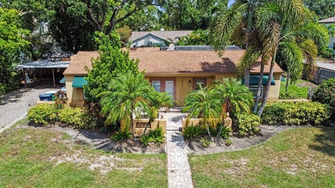 3 beds bed, 2 baths bath property at 3601 W Empedrado Street, Tampa, FL 33629