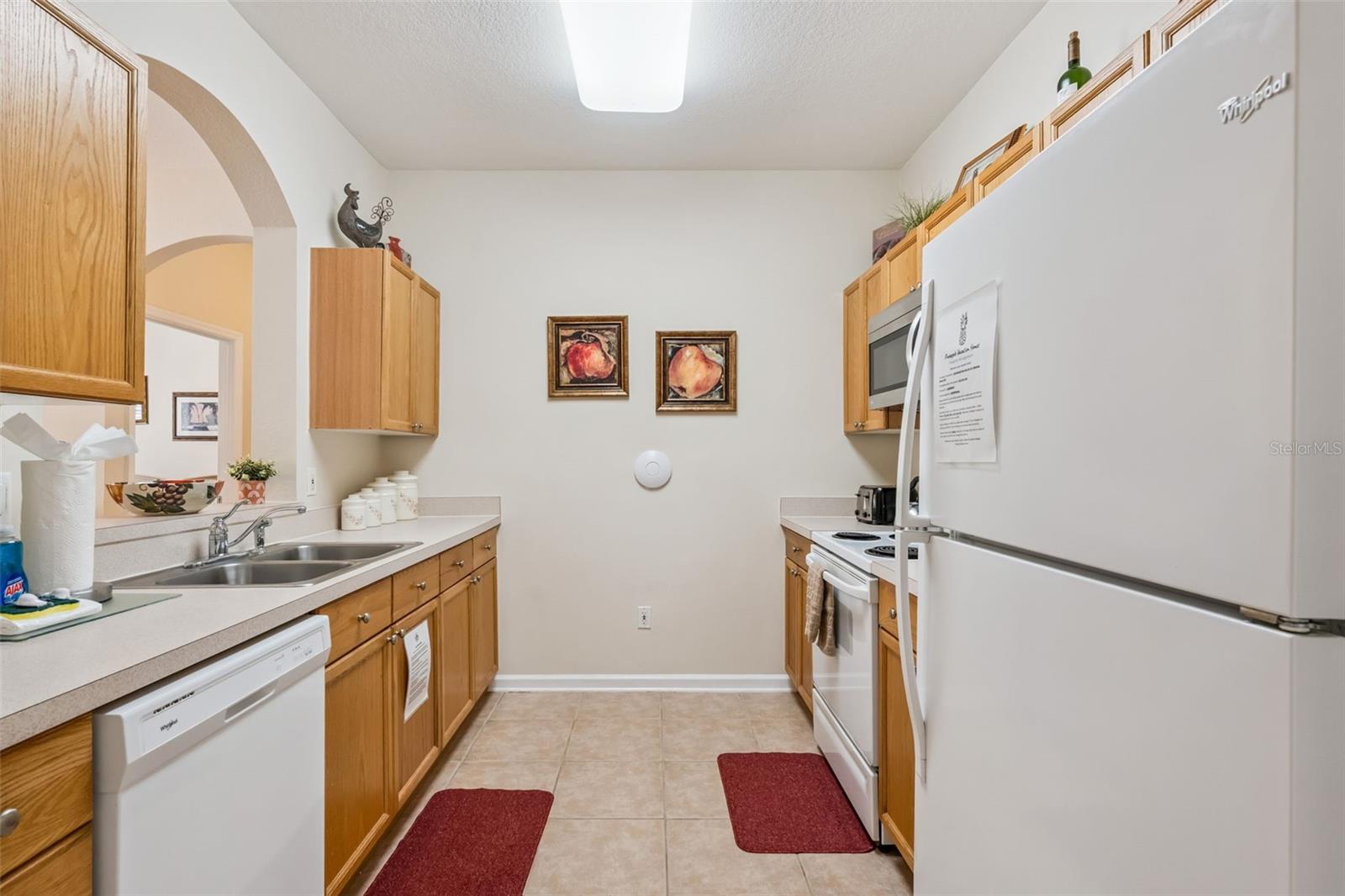 WYNDHAM PALMS CONDO PH 4 - Residential