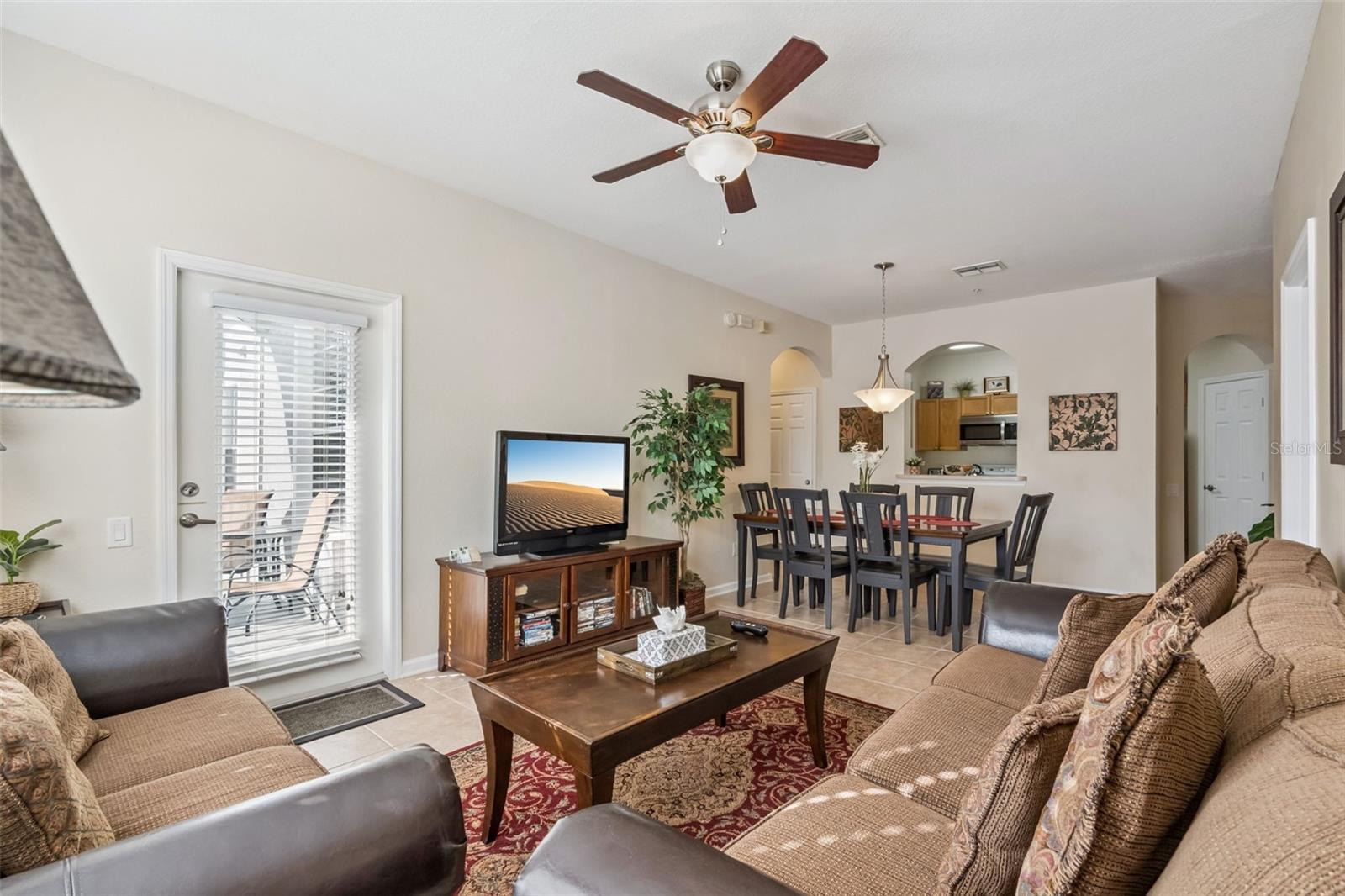 WYNDHAM PALMS CONDO PH 4 - Residential