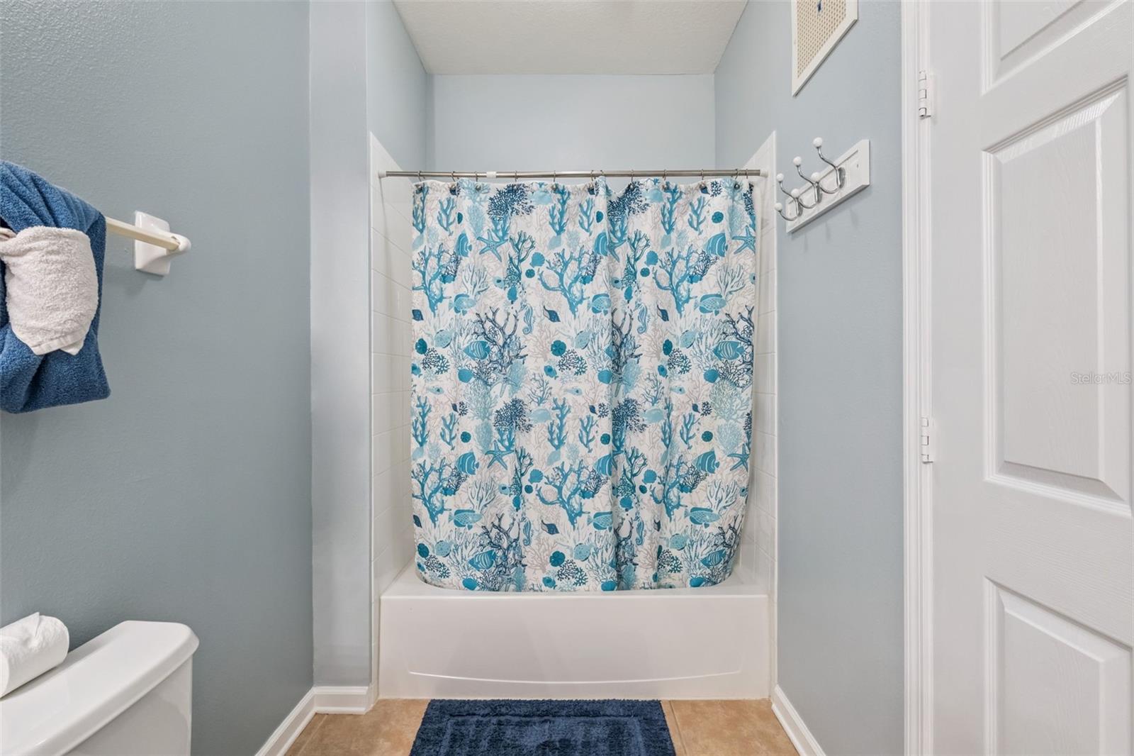 WYNDHAM PALMS CONDO PH 4 - Residential