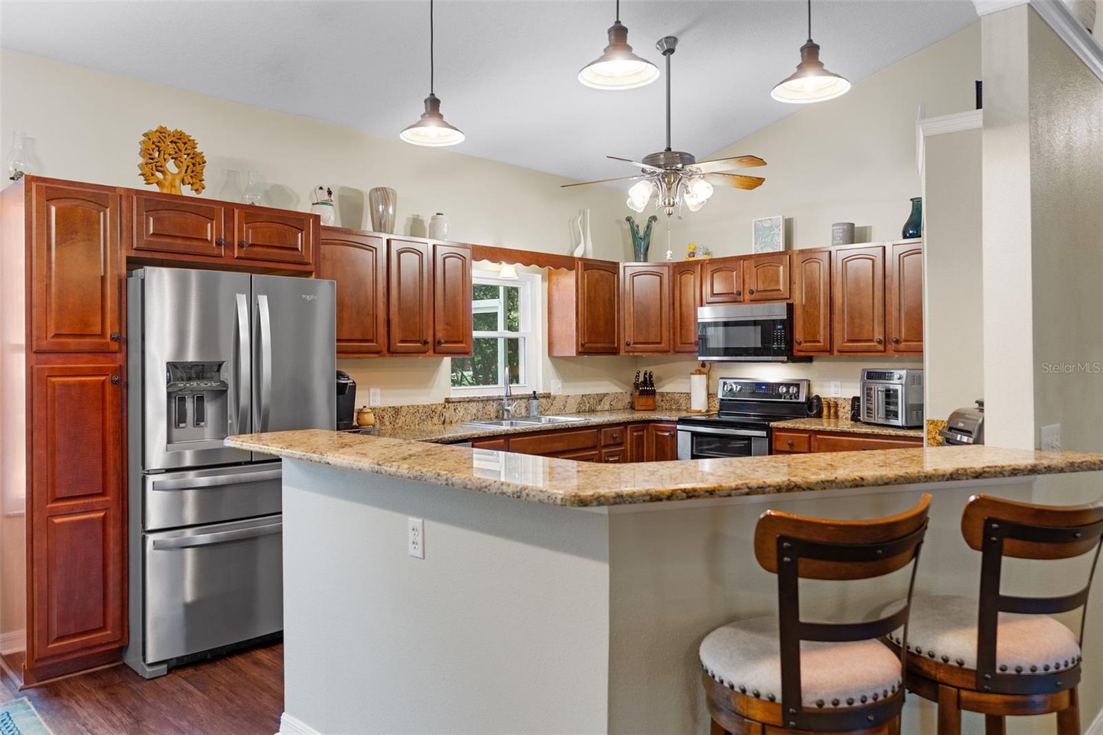 SPRING PINES - Residential