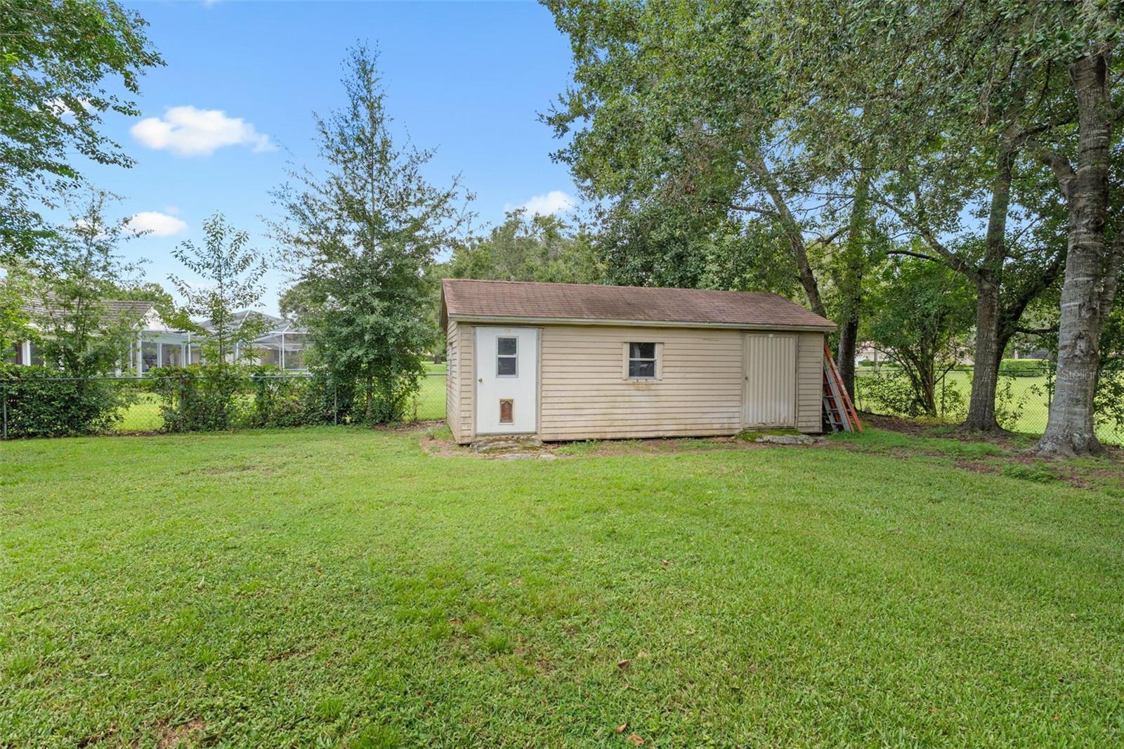 SPRING PINES - Residential