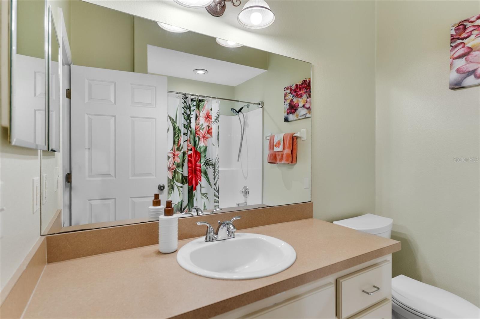 SPRING PINES - Residential