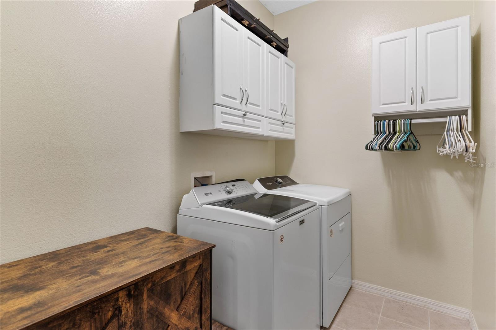 SPRING PINES - Residential