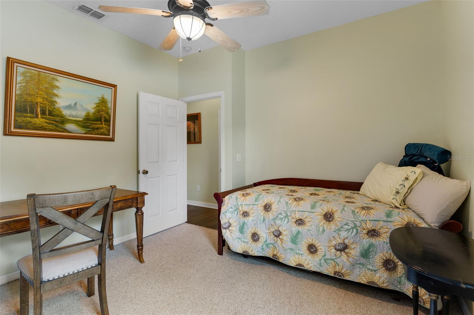 SPRING PINES - Residential