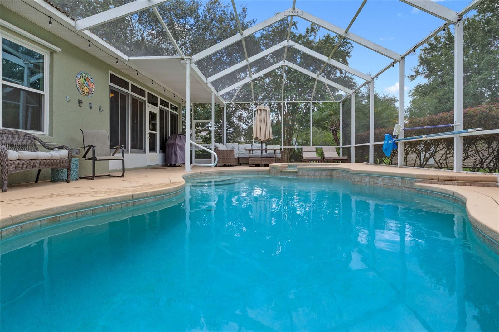 SPRING PINES - Residential