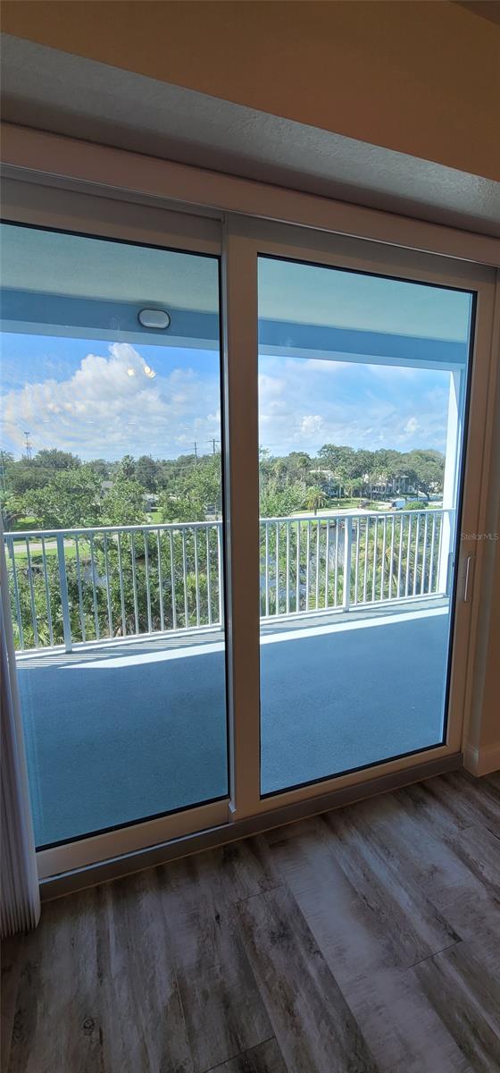 Riverwalk/Coronado Island-Bldg - Residential